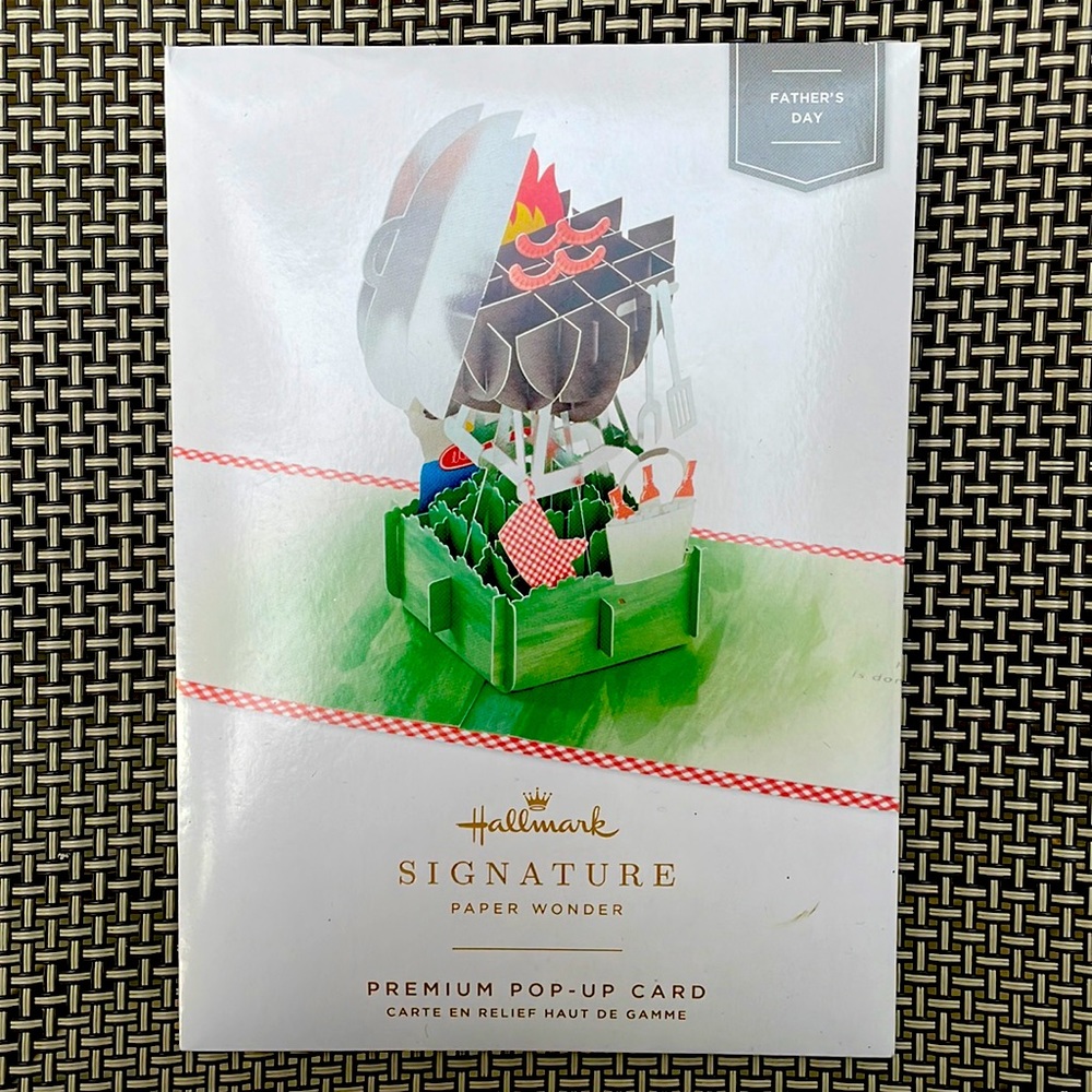⚜️Hallmark 3D Fathers Day BBQ Theme Premium Card! NWT!